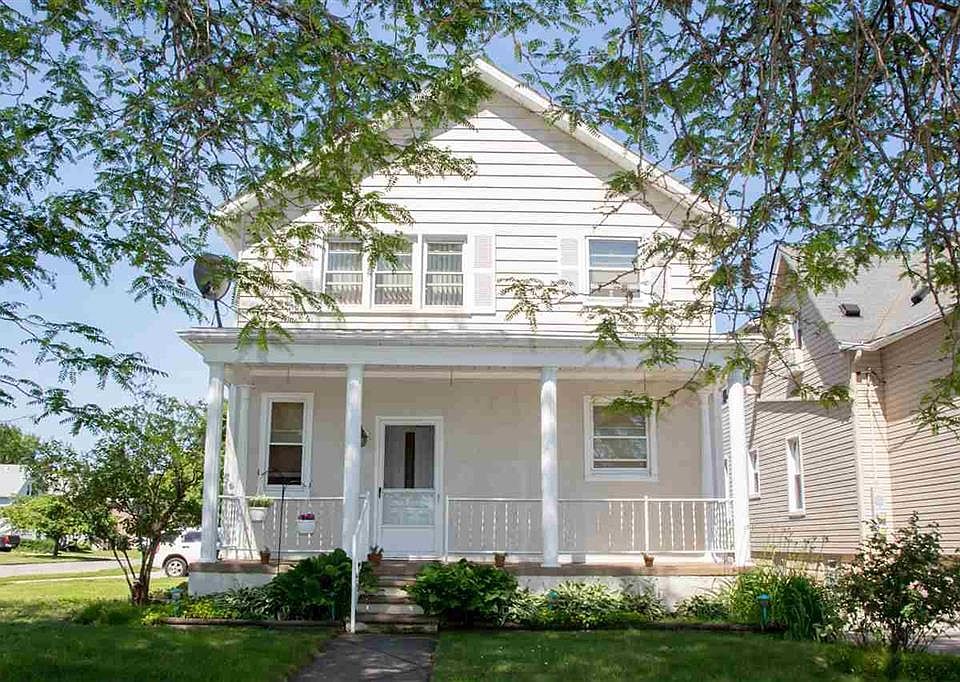 1st image of 312 Cherry St
