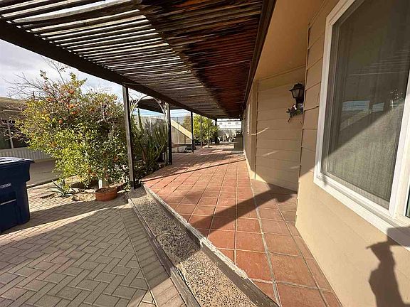 5th image of 510 W Rainbow Ln