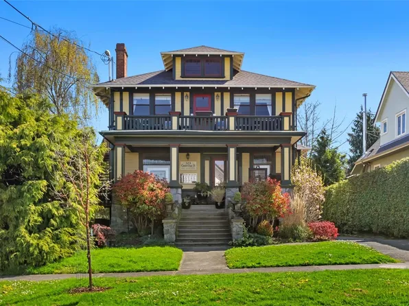 123 Cambridge St, Victoria, BC V8V 4B1