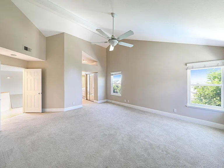 25721 Weston Dr — Photo 15