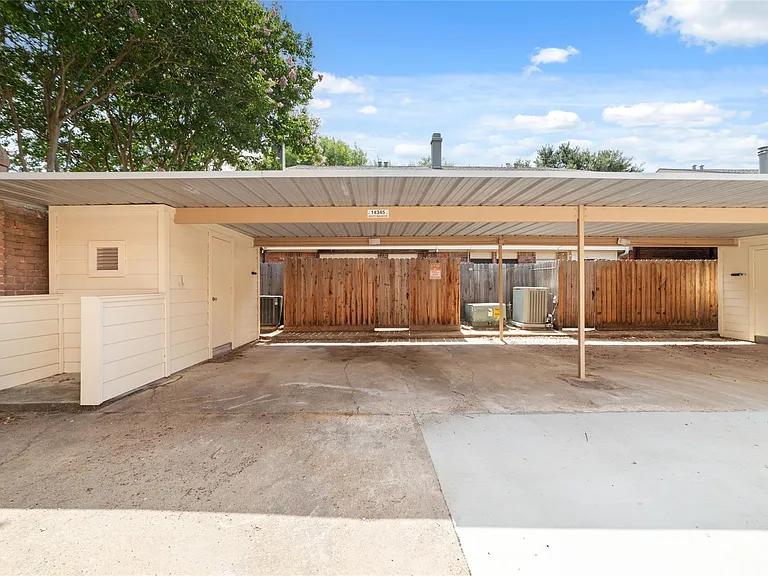 14345 Misty Meadow Ln — Photo 25
