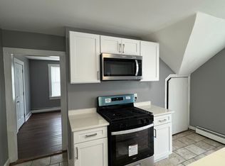 260-262 Douglas Ave UNIT 3, Providence, RI 02908
