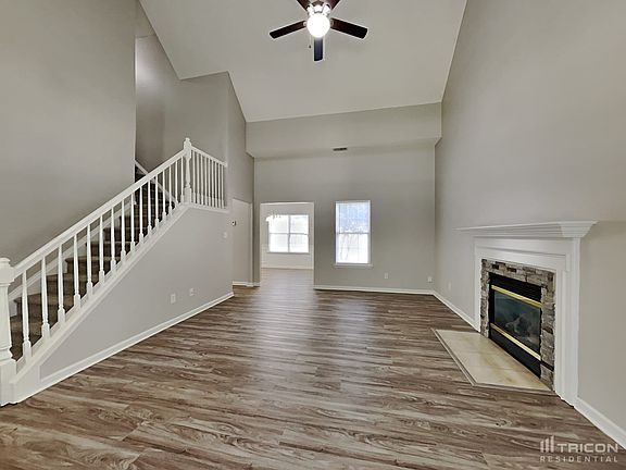 2nd image of 420 Wrayhill Dr