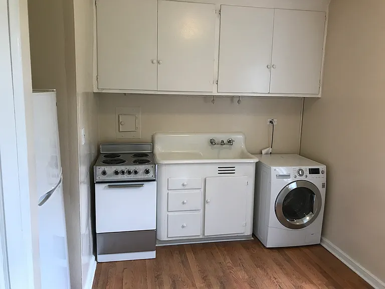 2845 Thornhill Rd #123B — Photo 10