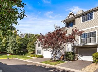 376 Willoughby Way W, Minnetonka, MN 55305