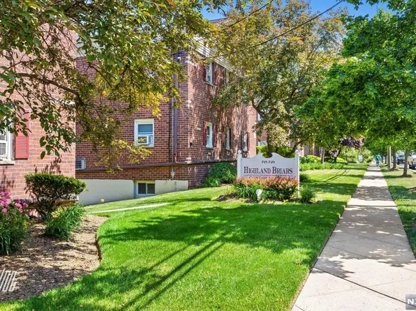 715 Broad Ave APT 6, Ridgefield, NJ 07657