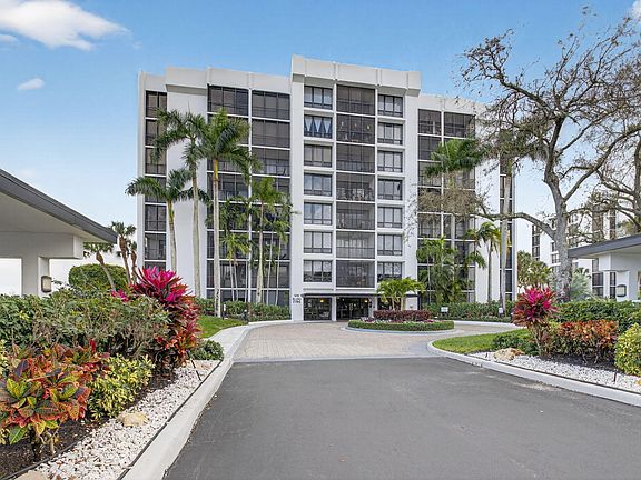 2nd image of 7786 Lakeside Boulevard #684