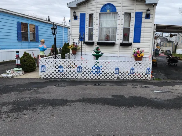 2701 Goethals Rd N APT F3, Staten Island, NY 10303