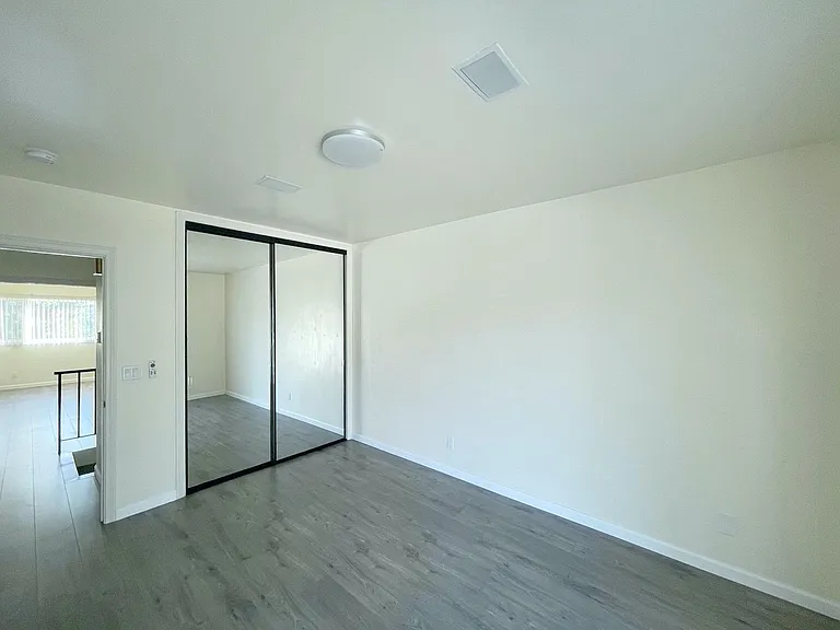 Upstairs Bedroom 1