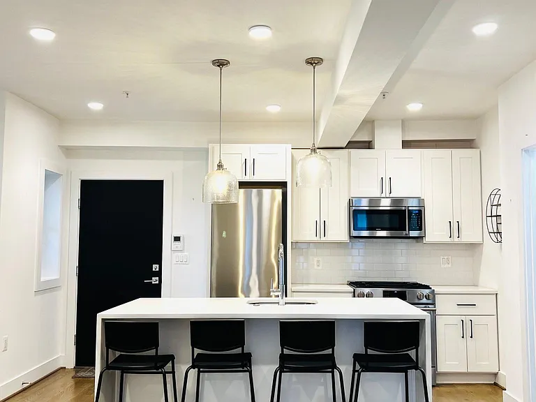 1236 Shepherd St NW #4 — Photo 2