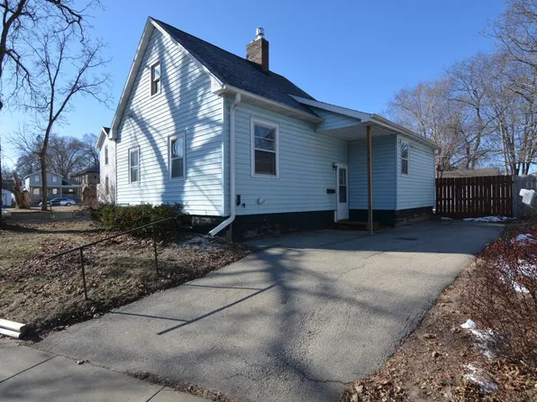 604 Macfarlane Rd, Portage, WI 53901