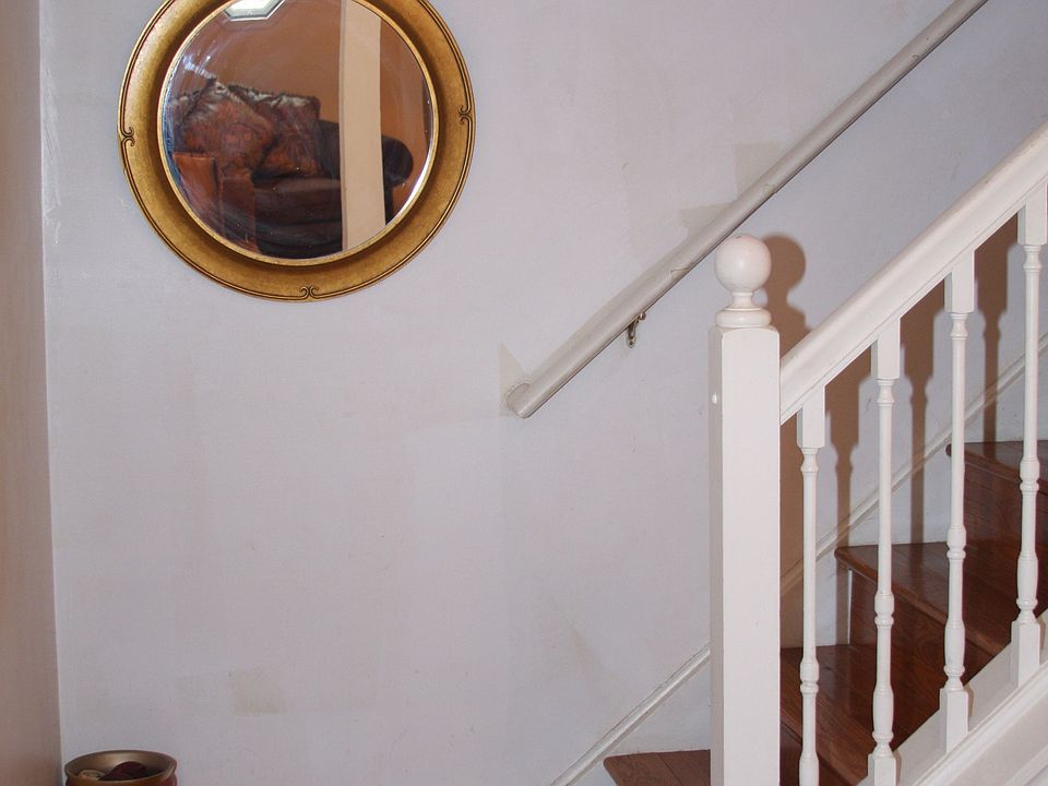 Main Level - Foyer