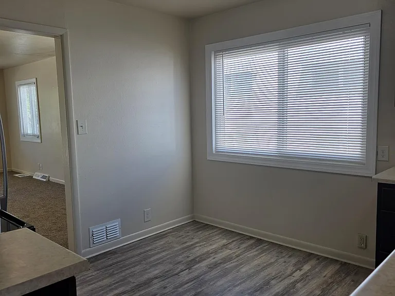 238 Terry Ave — Photo 6