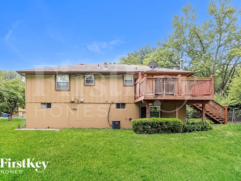 1111 Owen Dr — Photo 15