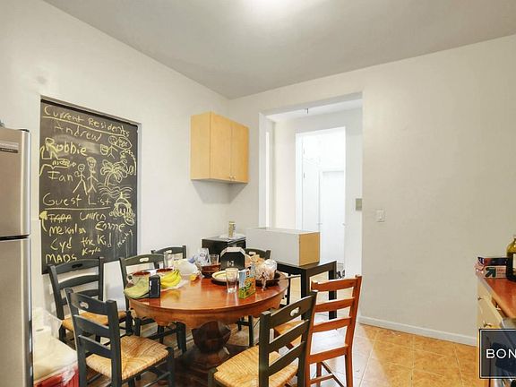 2nd image of 1689 1st Ave APT 5