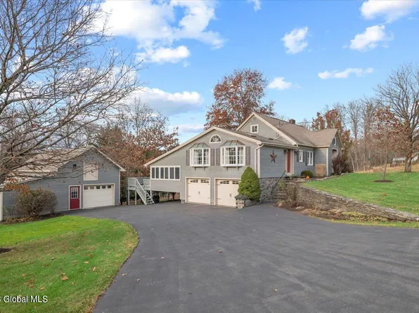 61 County Route 401, Greenville, NY 12083