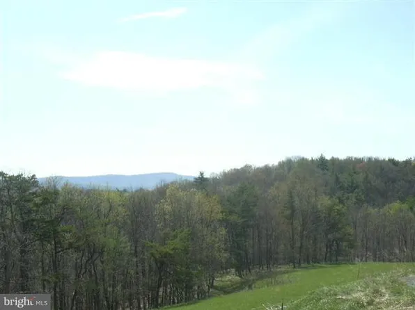 3 Sleepy Mdws, Augusta, WV 26704