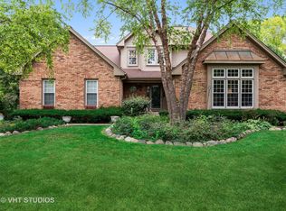 1590 Haverford Dr, Algonquin, IL 60102
