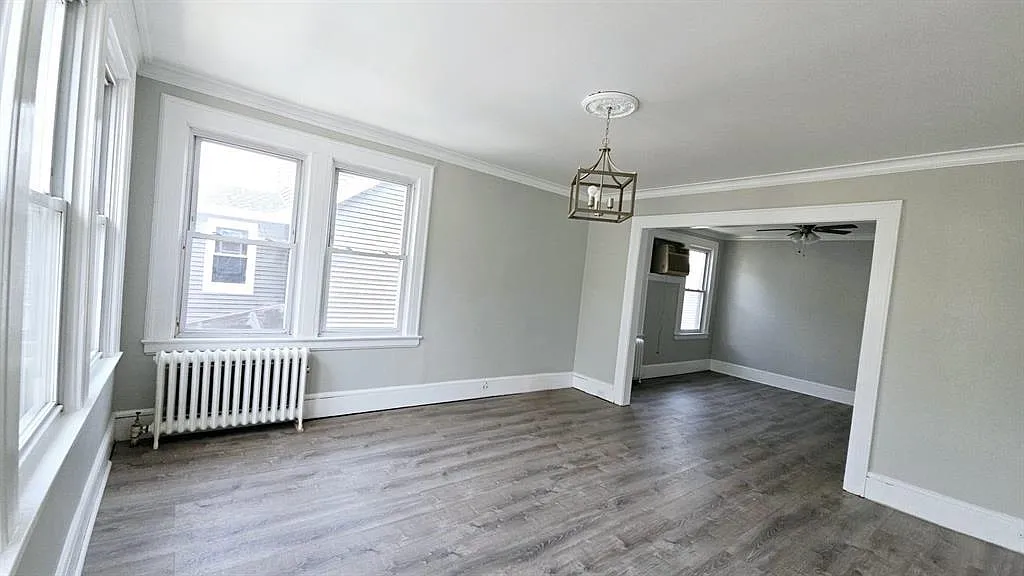 3 bed, 1.0 bath, $2,800 — Photo 3