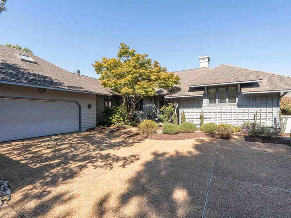 104 Broomfield Cir, Williamsburg, VA 23185