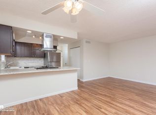 390 Dannilyn Cir, Anchorage, AK 99504
