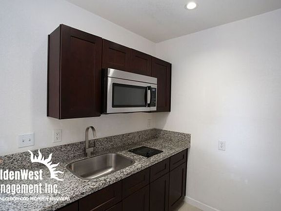 5th image of 1401 E Carson Ave #2