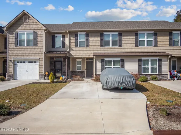 241 Boyington Place Road, Midway Park, NC 28544