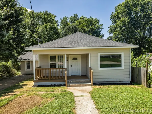 514 S Broadway Ave, Coweta, OK 74429