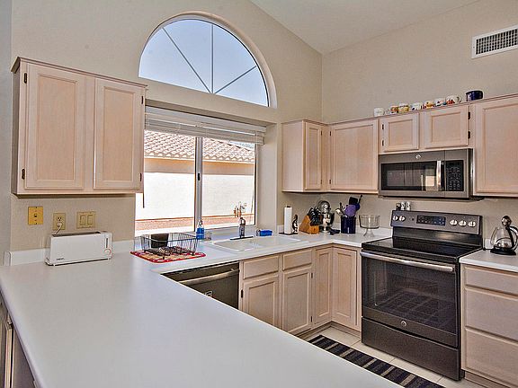 5th image of 19512 N 90th Ln