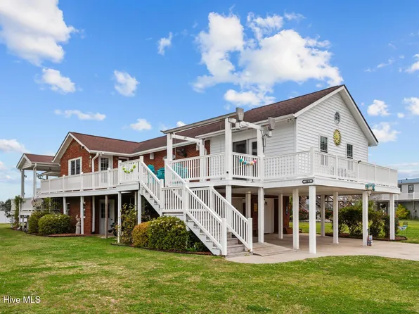 365 Portside Drive, Chocowinity, NC 27817