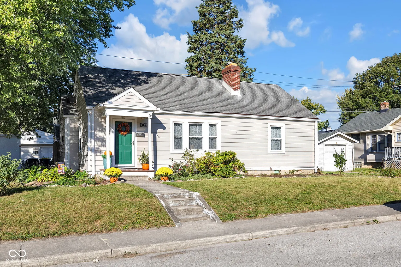802 Carlyle Pl photo 1