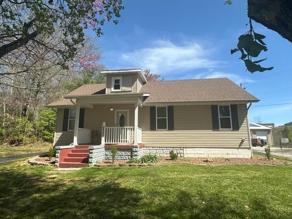 2320 Llewellyn Rd, Belleville, IL 62223