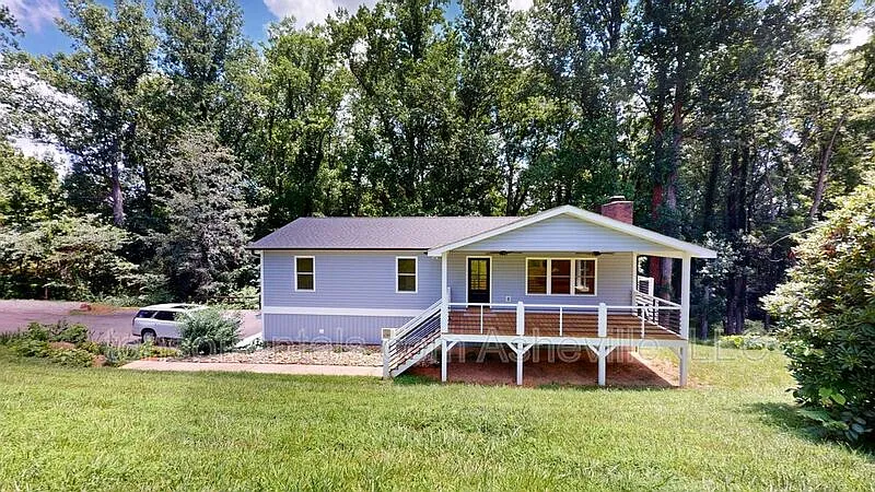 2 bed, 2.0 bath, $2,145 — Photo 1