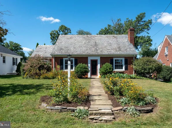 1418 Esbenshade Rd, Lancaster, PA 17601