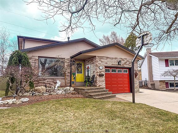 2nd image of 112 Goldpark Rd