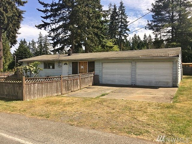 1st image of 6220 188th St SW
