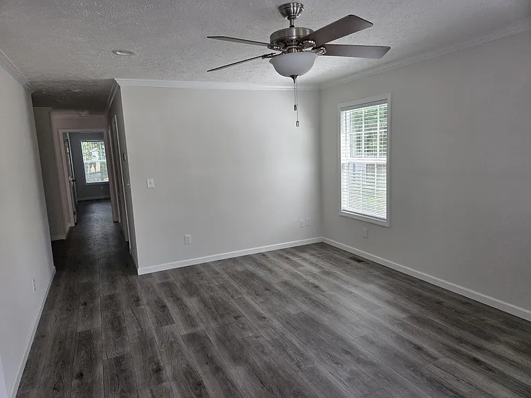 136 Trantham St SW — Photo 5