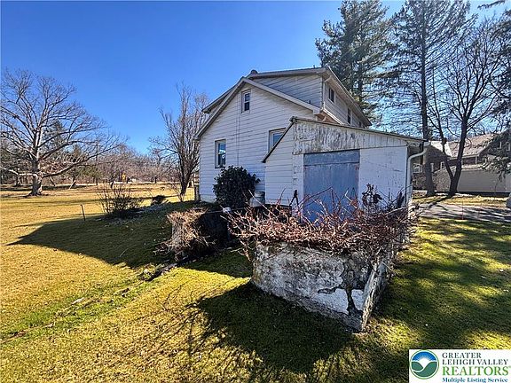 5th image of 3236 Apples Church Rd
