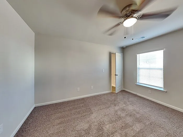 317 Crooked Pine Ct — Photo 11