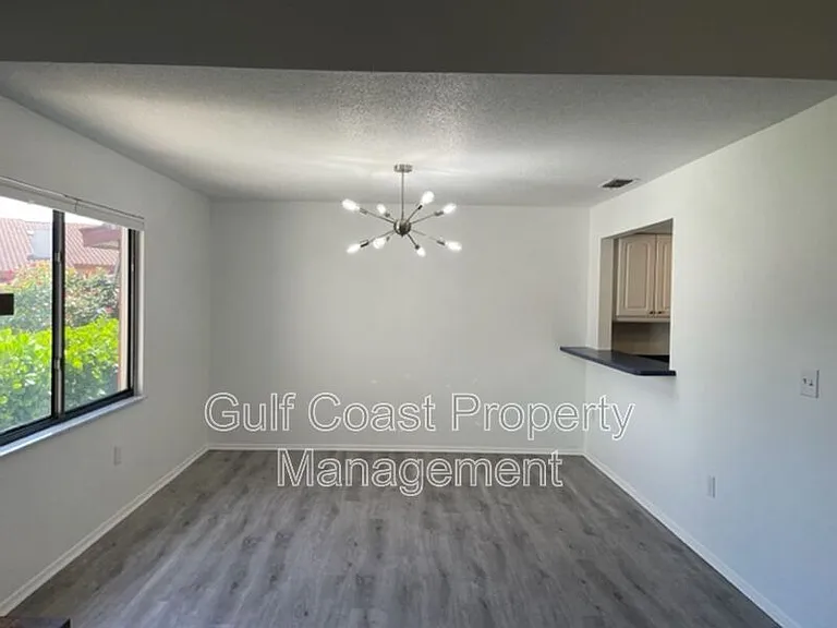 747 Sorrento Inlt #747 — Photo 4