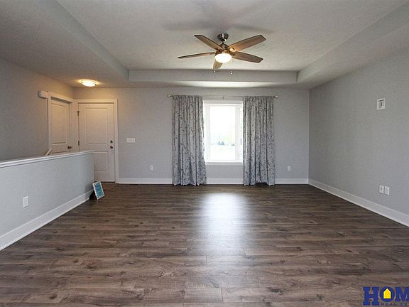 5th image of 1005 Birchwood Dr