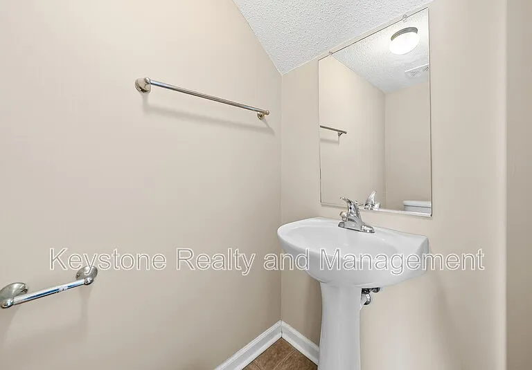 816 Oak Arbor Ct #C — Photo 4