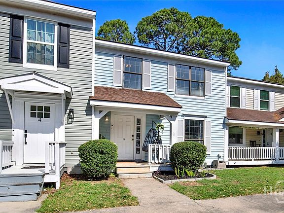 3rd image of 912 Pineland Avenue #3