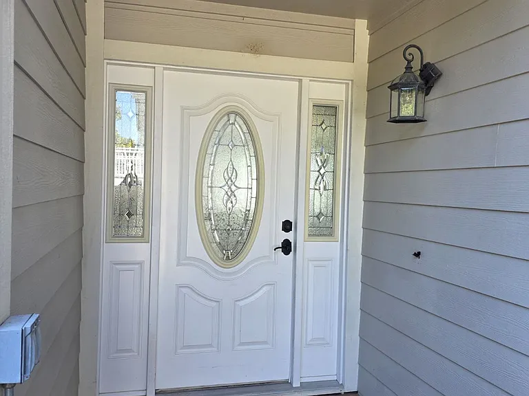 780 W Cotati Ave — Photo 5