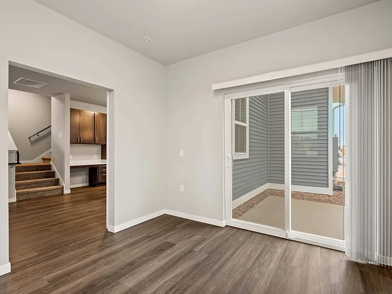 The 85 Bedroom | Townhomes T1