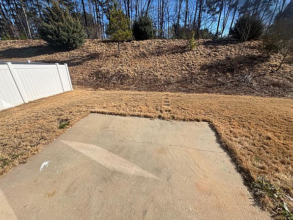 4th image of 159 Wrenwood Dr