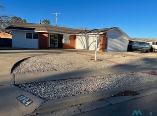 1704 W Briscoe Ave, Artesia, NM 88210