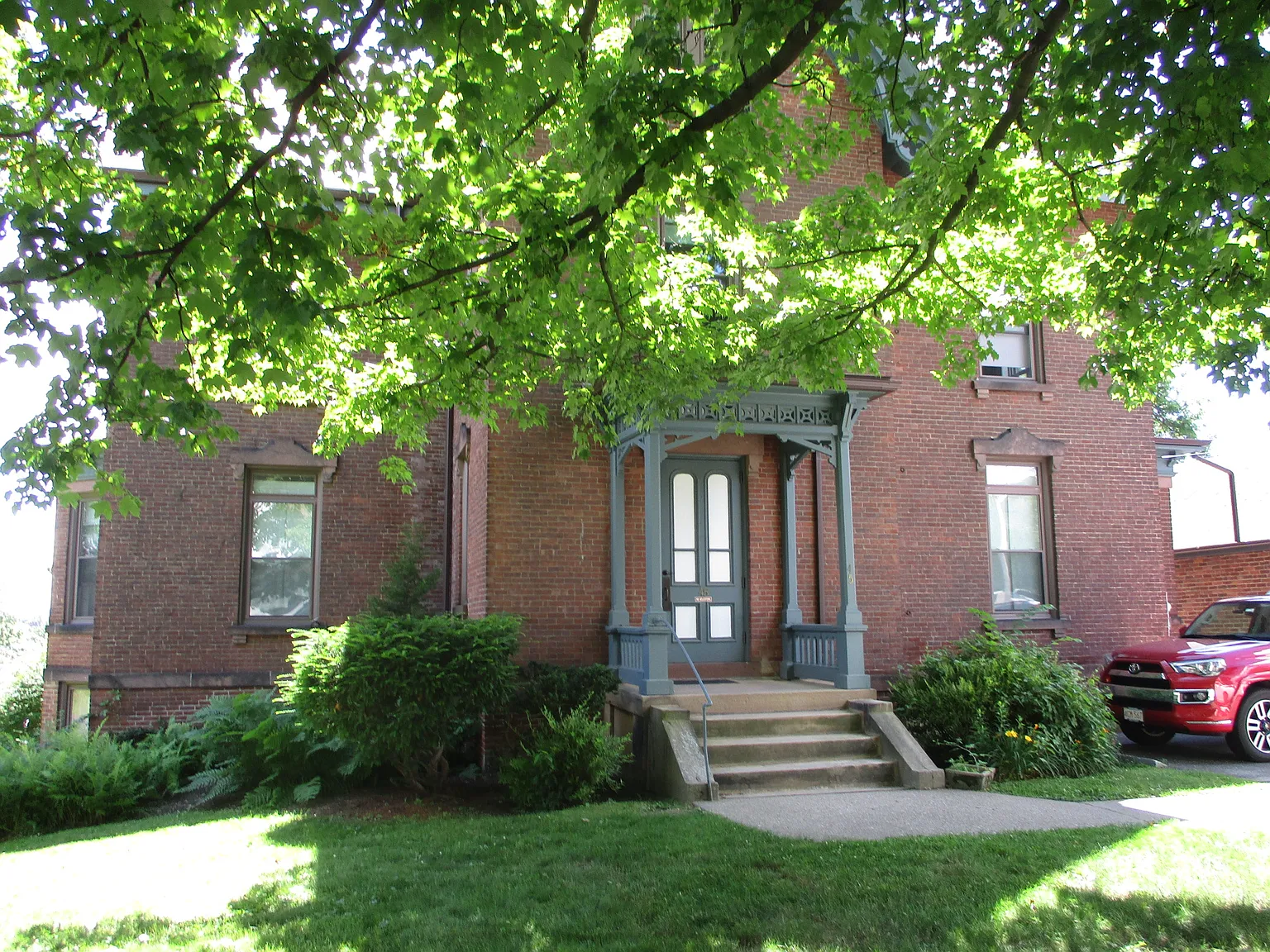 2 bed, $2,695 — Photo 2