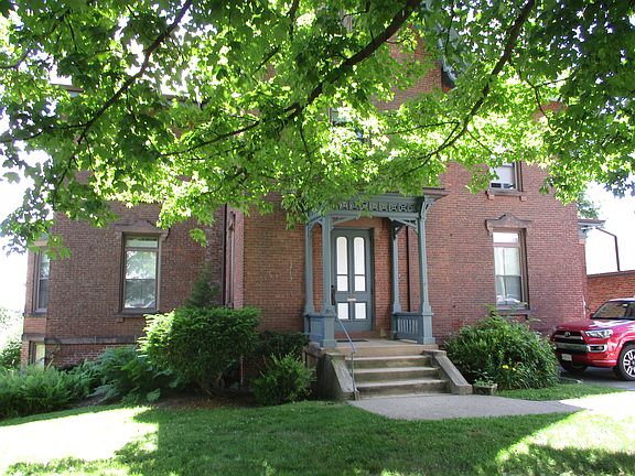 2nd image of 45 Prospect St #1