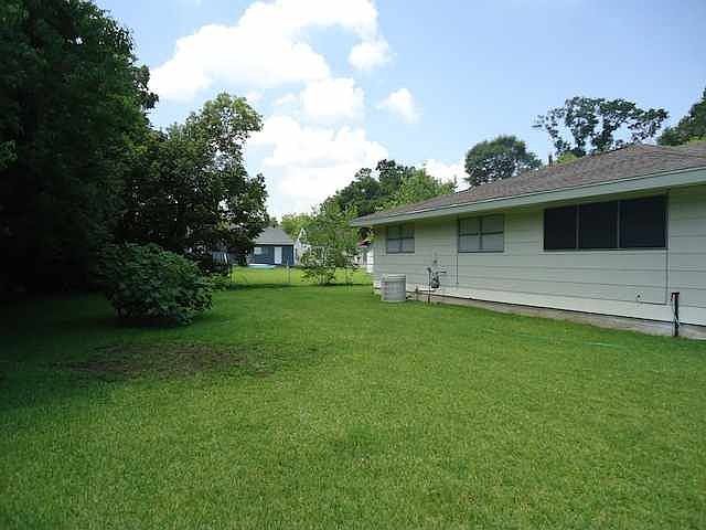2nd image of 3015 Avenue J